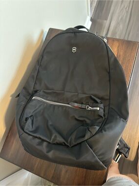 Swiss Gear black backpack